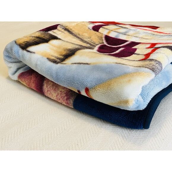 Gorgeous Plush Throw Blanket 94x82" Colorful Native American Chief Carrying Lady - Picture 13 of 15
